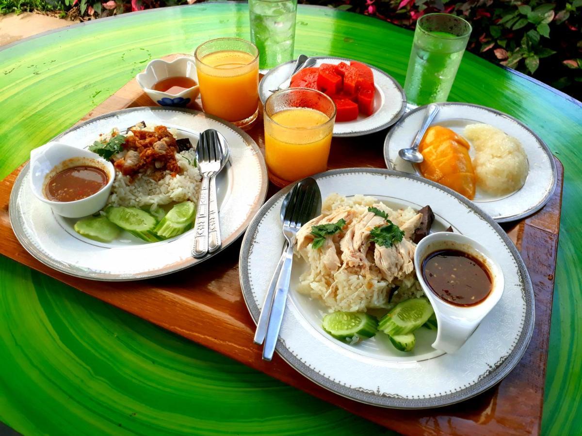 Hotel Baan Glangsuan Bang Kobua Bang Chak Exteriér fotografie